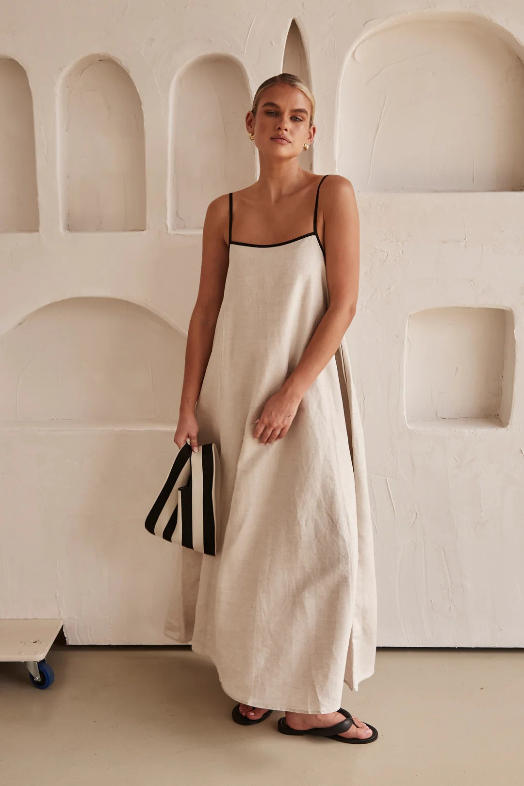 Sahara Linen Maxi Dress